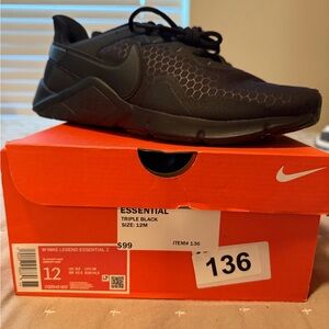 Nike Men's Triple Black Legend Essential 2 Shoes Size 12 Women’s , 10.5 Men’s